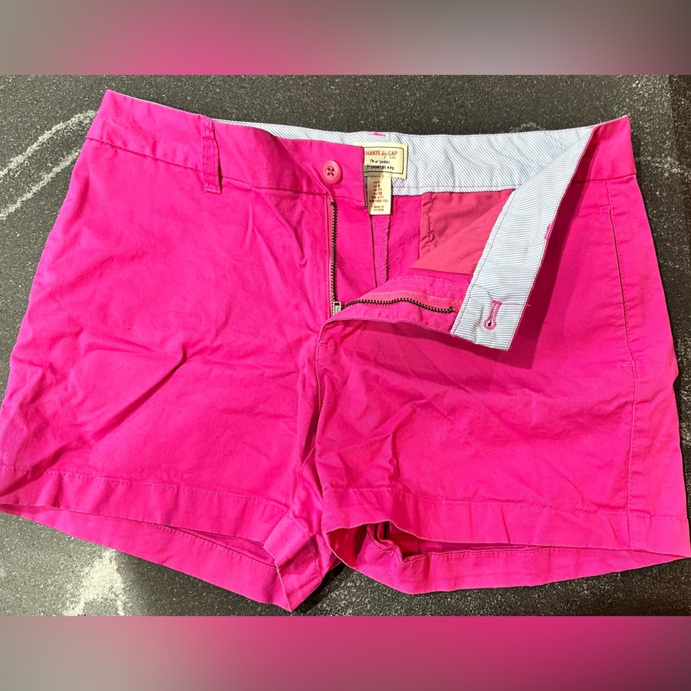 Gap 4” Pink Shorts